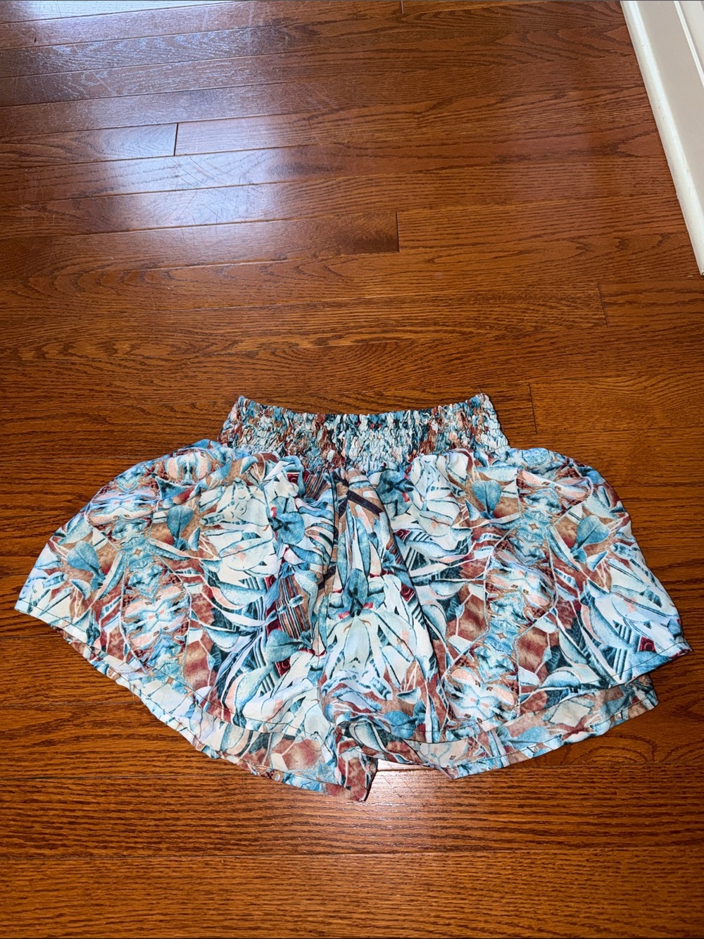 Source Unknown Tropical Leaf Print Elastic Waist Shorts - Blue & Brown